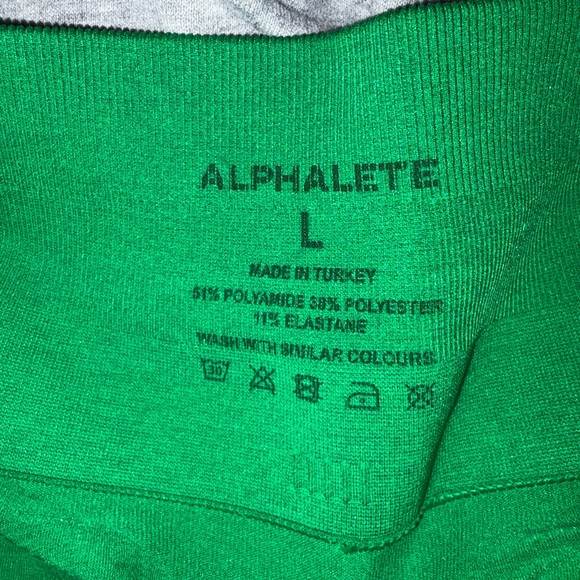 Alphalete Mid Rise Pump Short - Picture 5 of 5